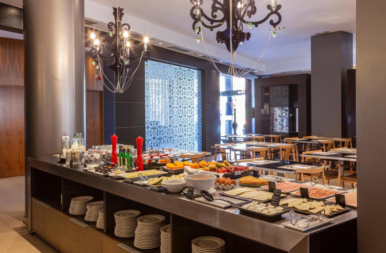Porcel Torneo Hotel Севиля Екстериор снимка